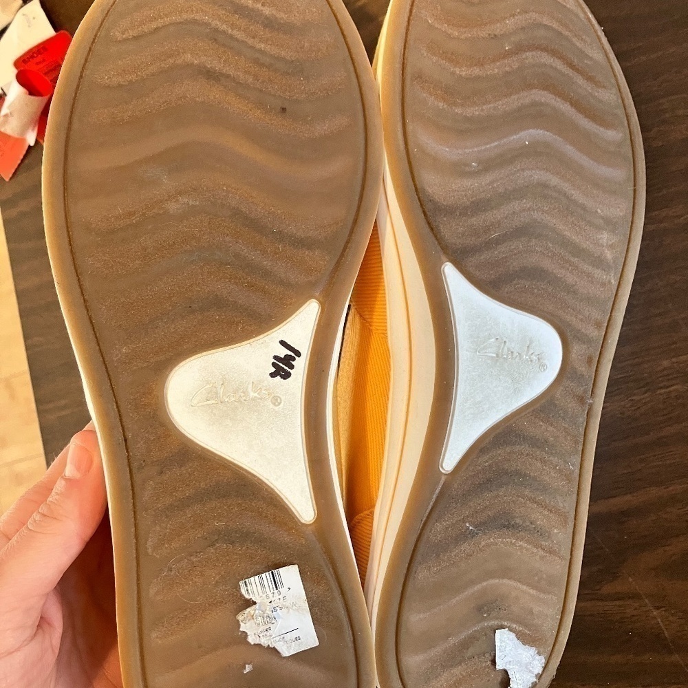 Clarks Cloudsteppers Breeze Step slip-on canvas sneakers - Picture 5 of 7